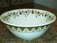 Bowl with flower vines