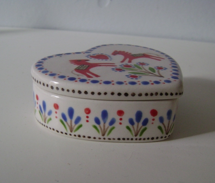 Heart shaped trinket holder